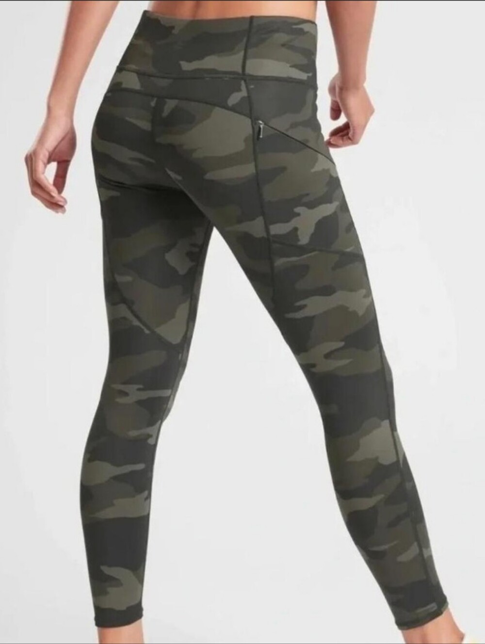 Athleta Green Camo Contender 7/8 Tight